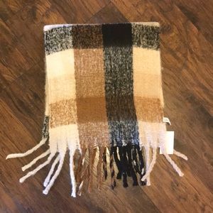 Large Plaid Scarf/Wrap